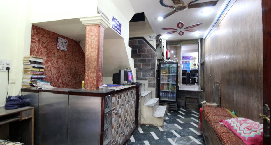 Sunny Lodge, New Delhi 5